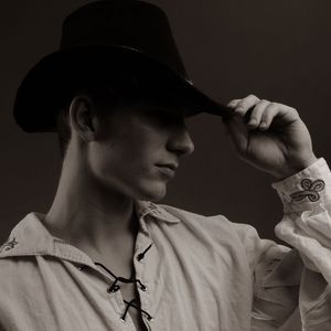 Meet your Posher, Damien